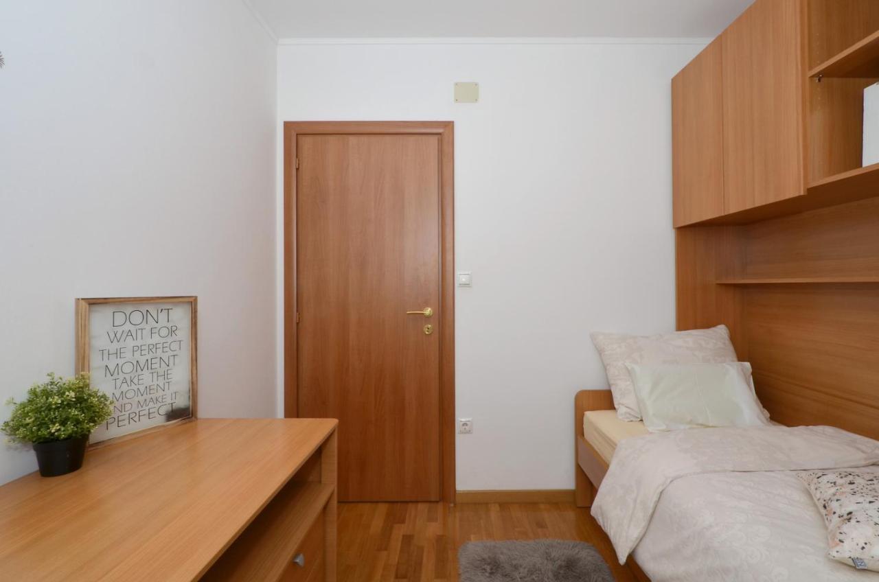 Apartmani Adela Solin Bagian luar foto