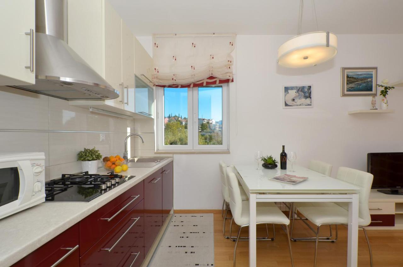 Apartmani Adela Solin Bagian luar foto