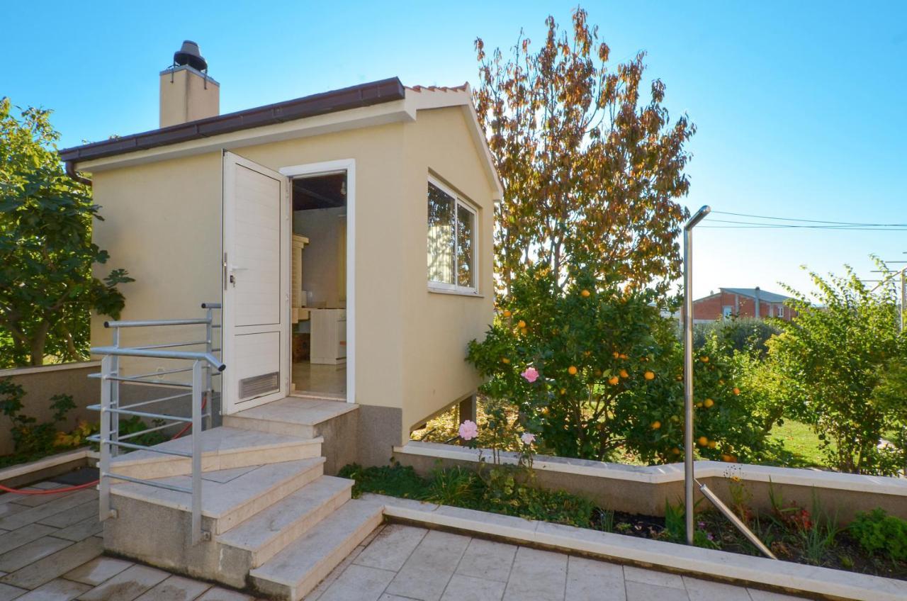 Apartmani Adela Solin Bagian luar foto
